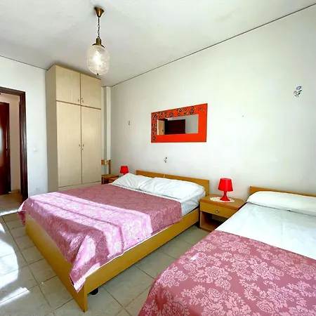 Apartment In Veneto With Pool & Terrace Apartment Porto Santa Margherita di Caorle