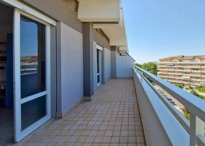 Apartment In Veneto With Pool & Terrace Porto Santa Margherita di Caorle