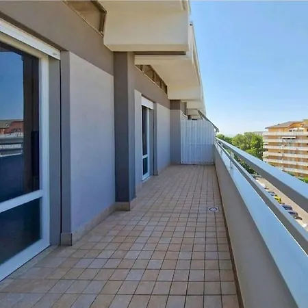 Apartment In Veneto With Pool & Terrace Porto Santa Margherita